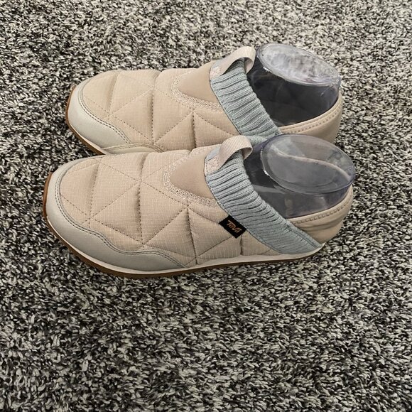 Teva Women's ReEmber Ember Moc Shoe Beige Blue Color Shoe Size 7 - Picture 1 of 5
